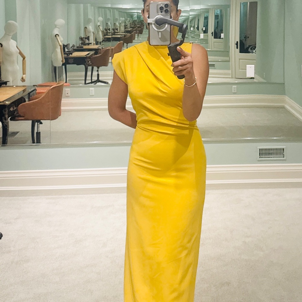 Chic Yellow Maxi Dress
